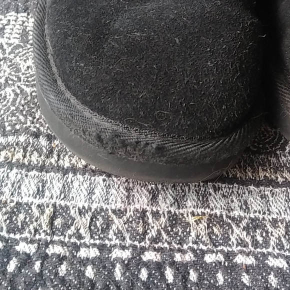 GIFTED Koolaburra by Ugg Black Cable Fringe Boots Uggs - Picture 14 of 15